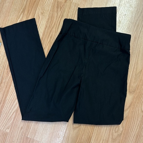 S.C&C.O. Black Stretchy Pull-on Pants 🖤 - Picture 3 of 4